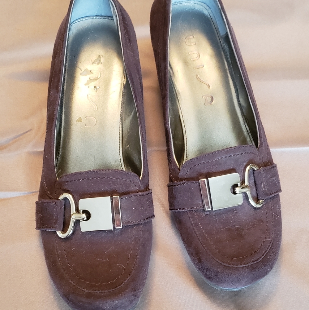 Brown faux suede Unisa wedge shoes size 8.5